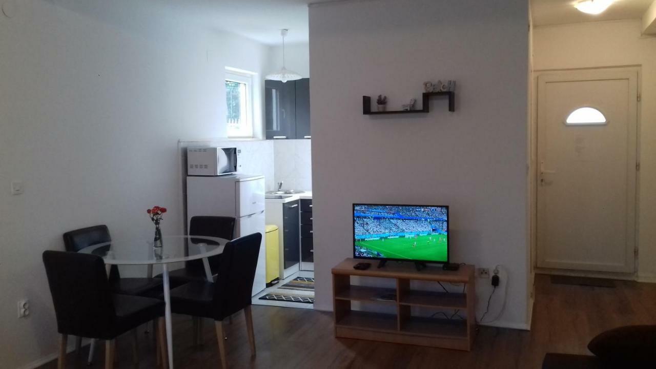 Bluebay Studio Apartment มลินี ภายนอก รูปภาพ